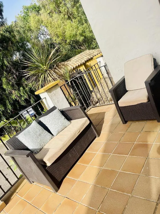 Stunning 2-Bed Apartment In Marina De Le Duquesa Manilva España