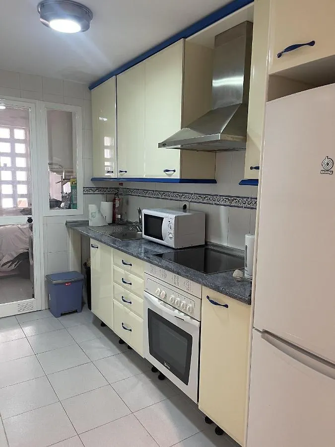 Stunning 2-Bed Apartment In Marina De Le Duquesa Manilva Spain